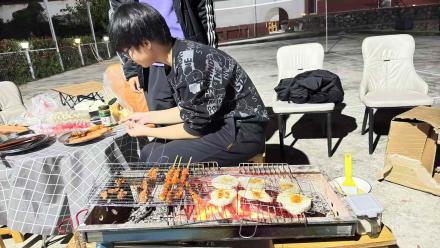 孩子们的烟火人间记录图片