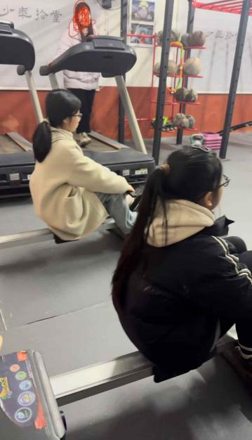 迎来了两个新面孔记录图片